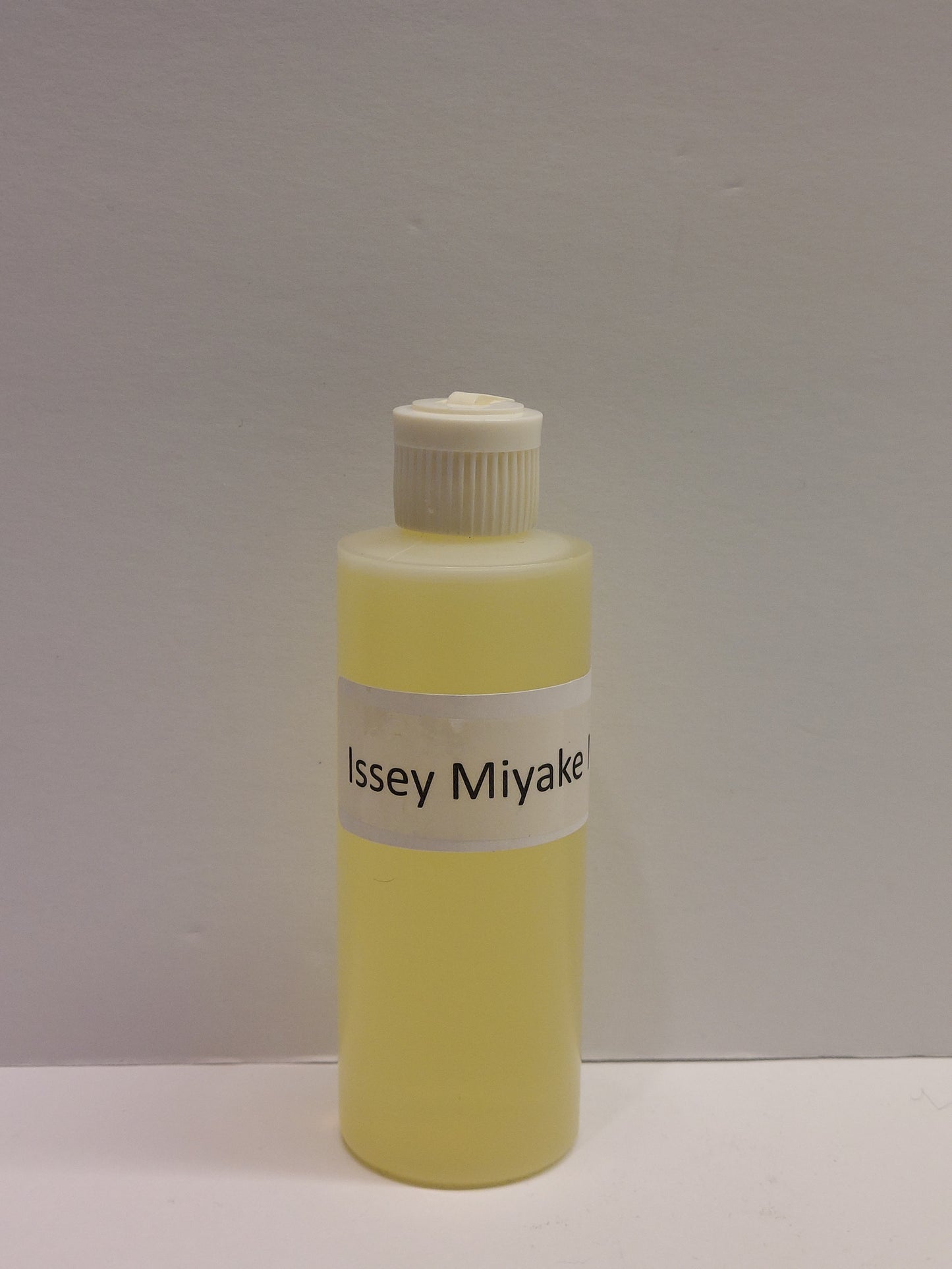 Issey Miyake - M